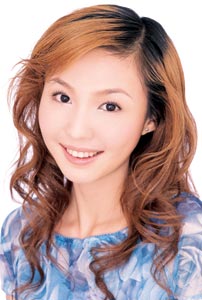 妆技:轻盈粉妆美白攻略(图)